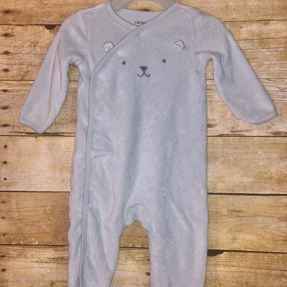 Carter’s baby boy footsie pajamas